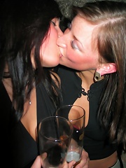 girls kissing megamix 69